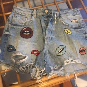 Zara Lips High Waisted Shorts